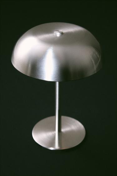 LÁMPARA MESA MONOCOLOR TÁCTIL - Plata de Zara