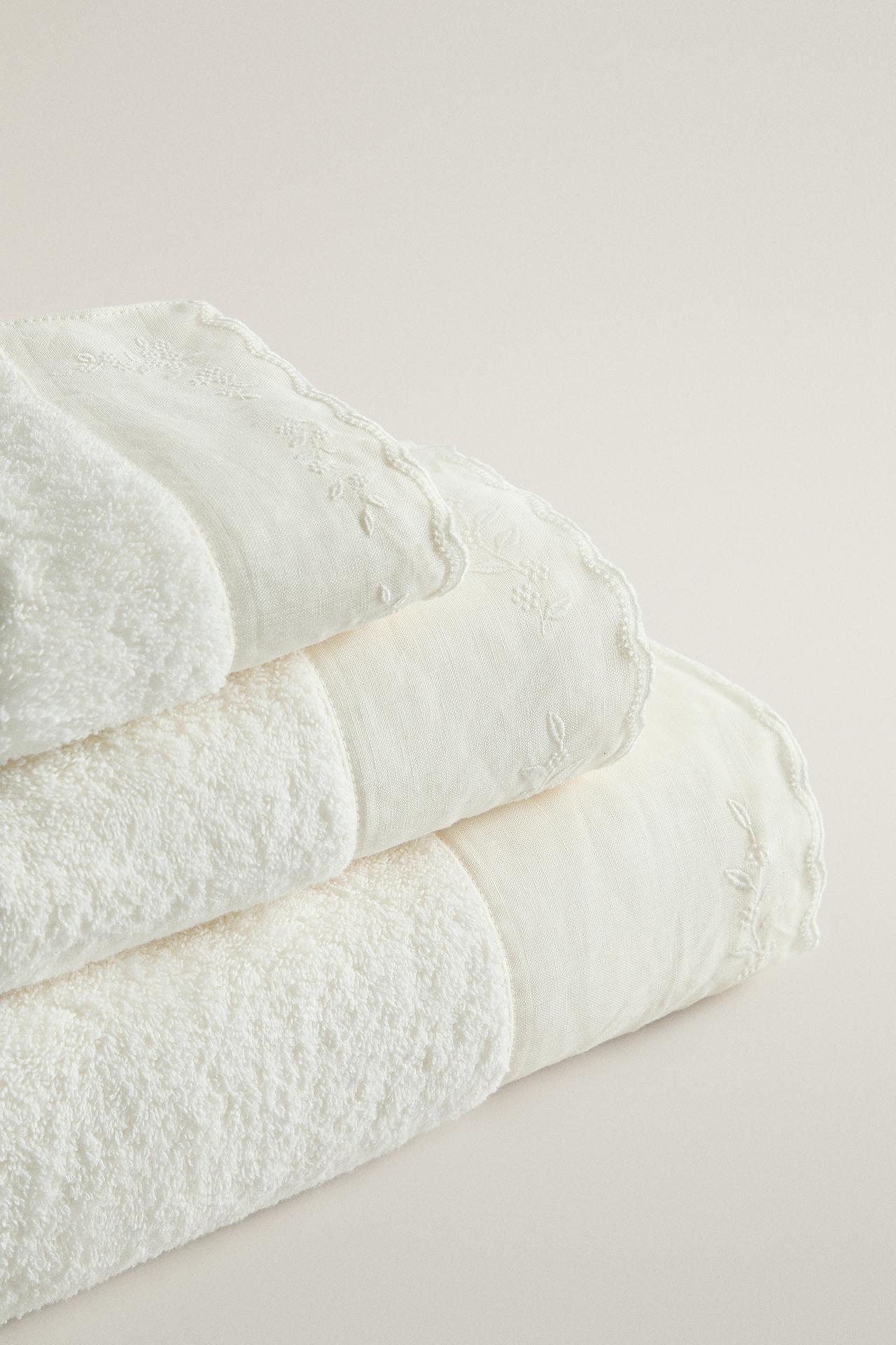 BATH TOWEL WITH LINEN BORDER — Ivory