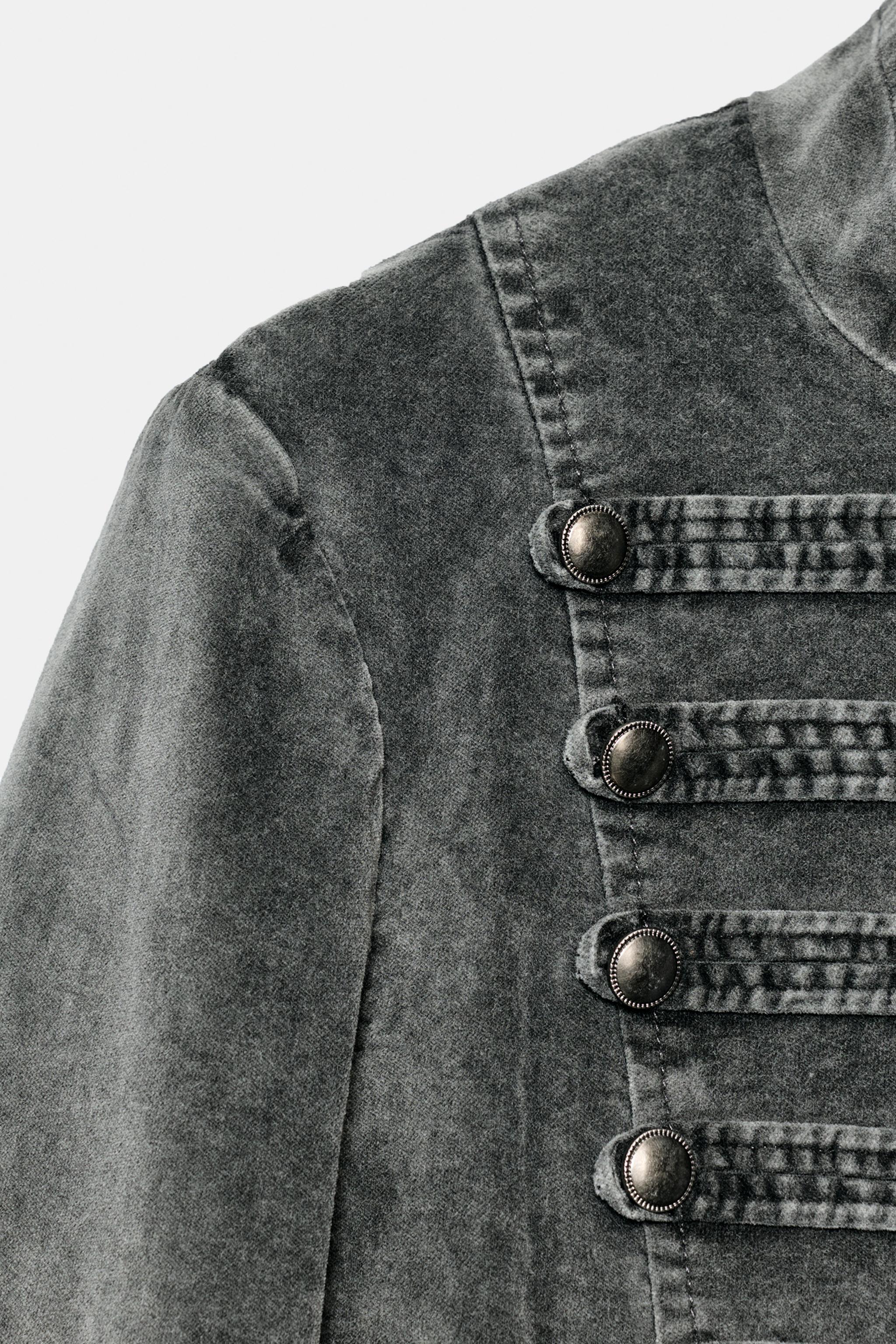 FITTED VELVET JACKET
