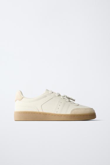 SNEAKERS WITH HEART CHARM DETAIL - White by Zara