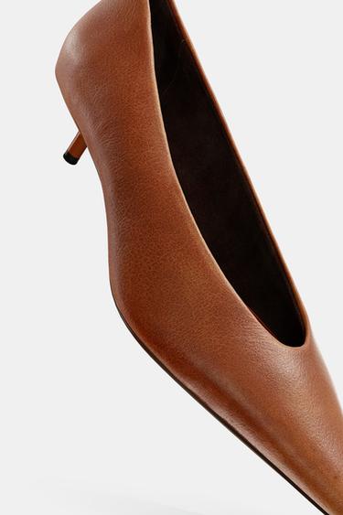 CHAUSSURES À TALONS KITTEN HEEL EN CUIR - Marron de Zara - Image 1
