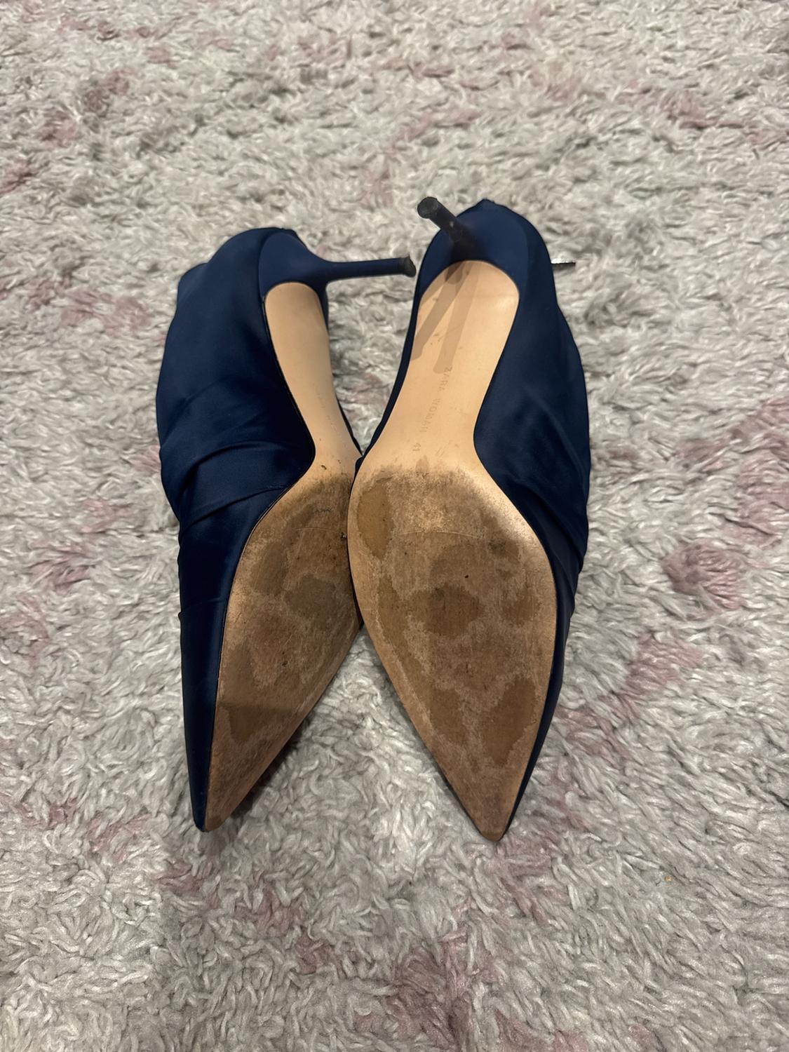 HIGH HEEL ANKLE BOOTS WITH GATHERED DETAIL - Image 4