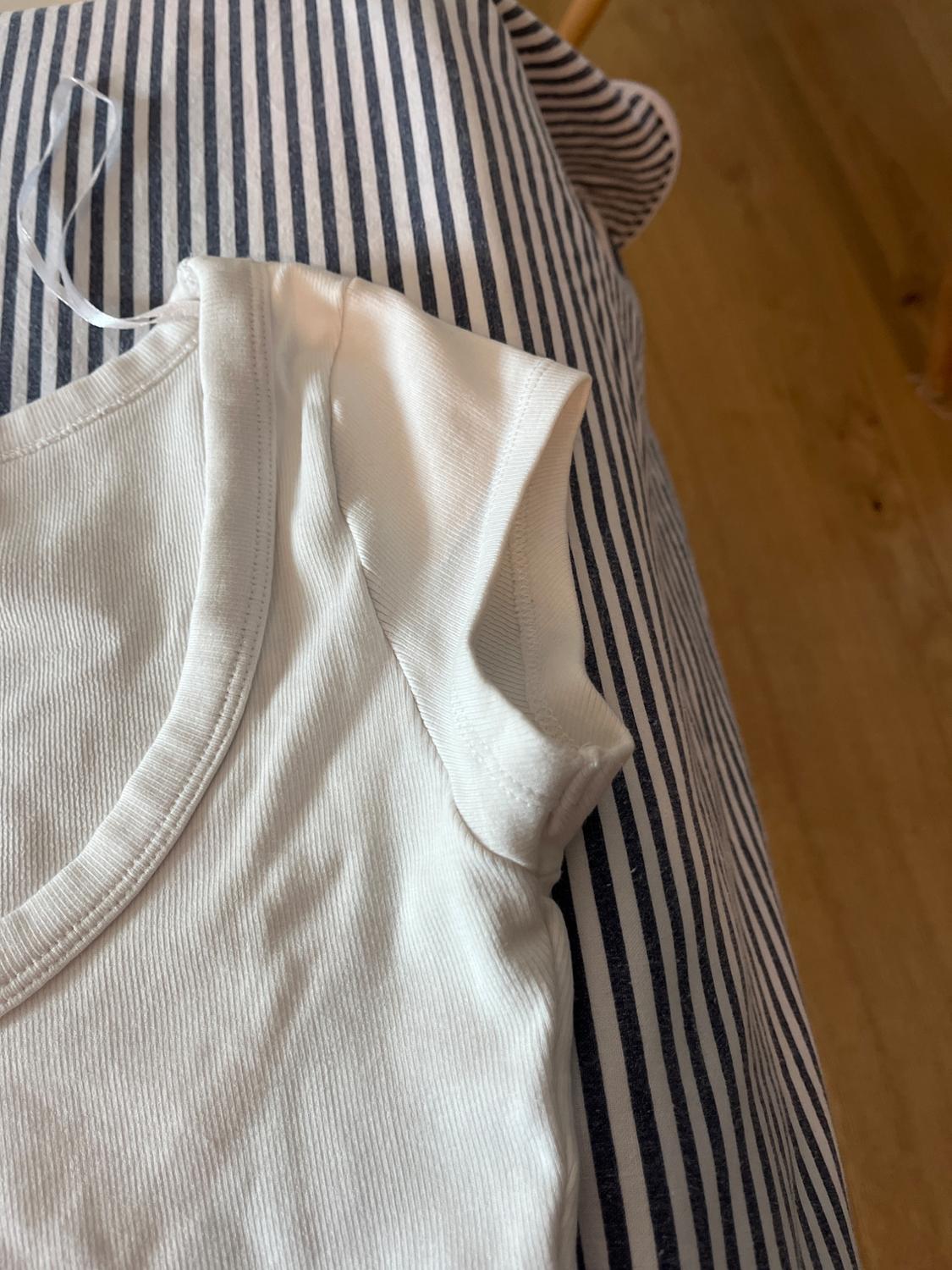 RIBBED ROUND NECK T-SHIRT - Image 4
