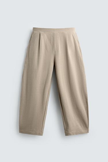 بنطلون JOGGER بقصة BALLOON وملمس - بيج الخاص بـ Zara