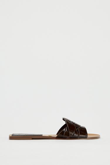 FLAT LEATHER SANDALS WITH RAISED DESIGN - Chocolate Brown by Zara
