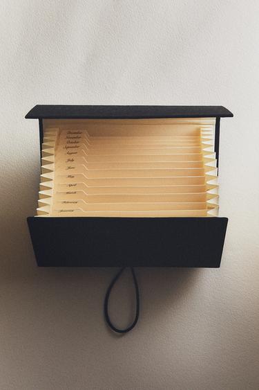 CARPETA ACORDEÓN FOTOS - Negro de Zara