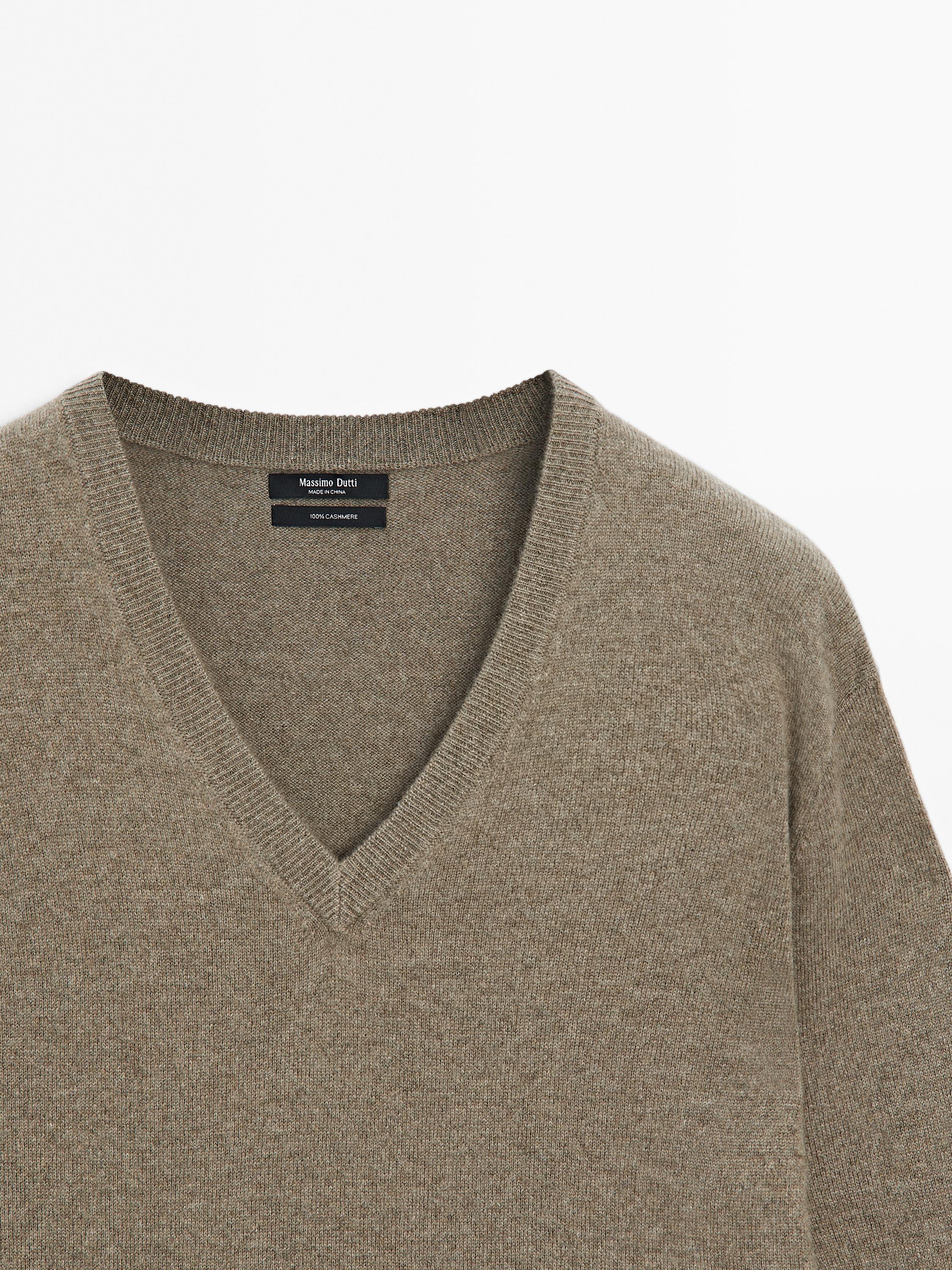 Knit 100% cashmere V-neck sweater