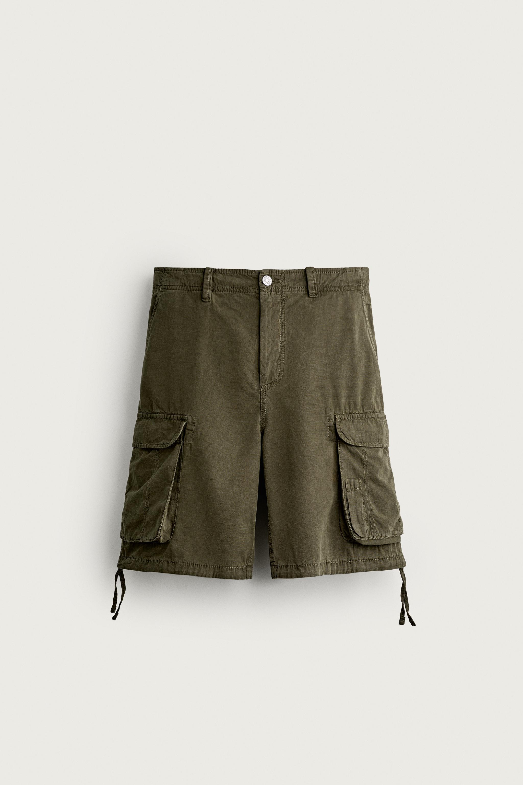 REGULAR FIT CARGO SHORTS WITH TABS — Khaki