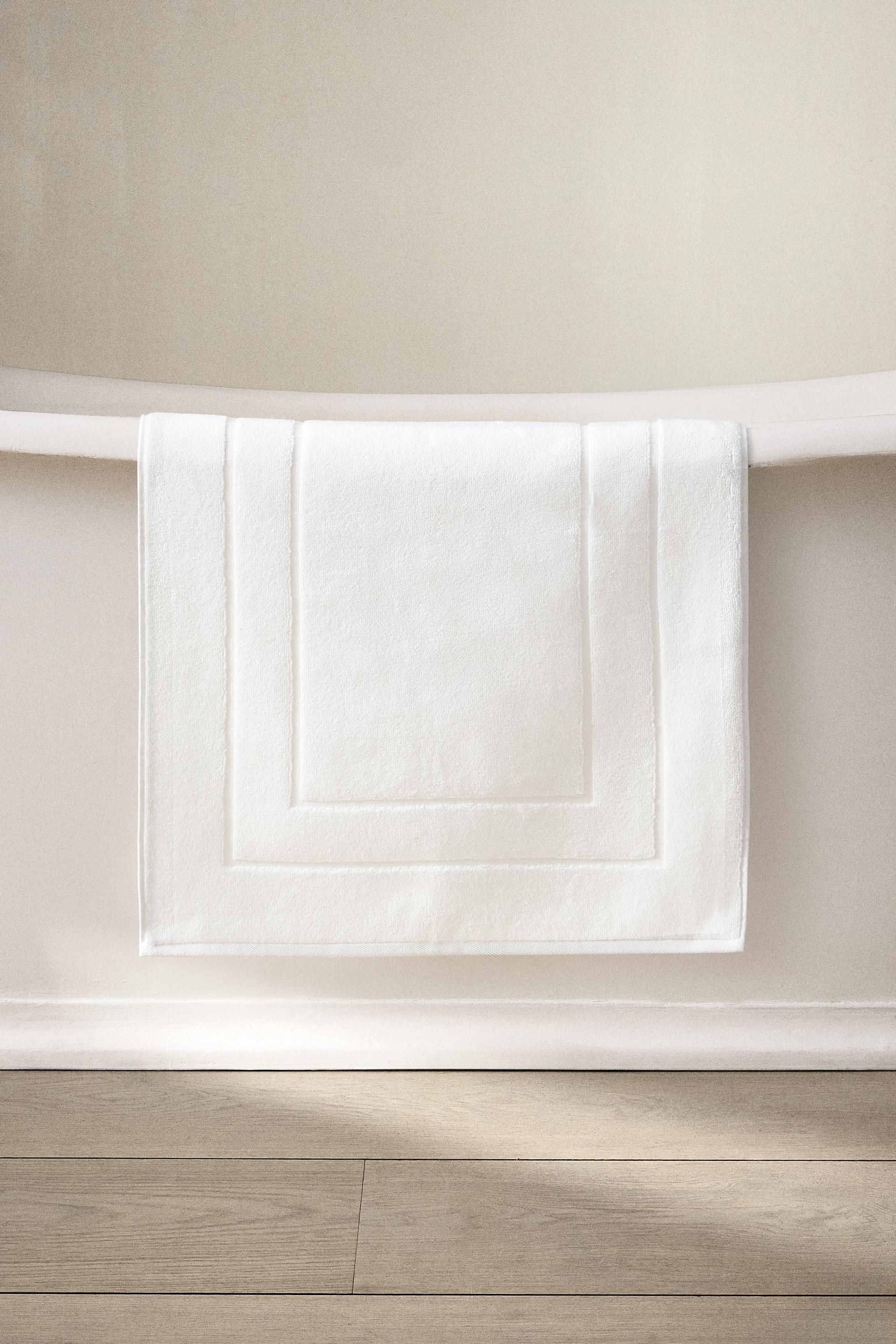 COTTON BATH MAT — White