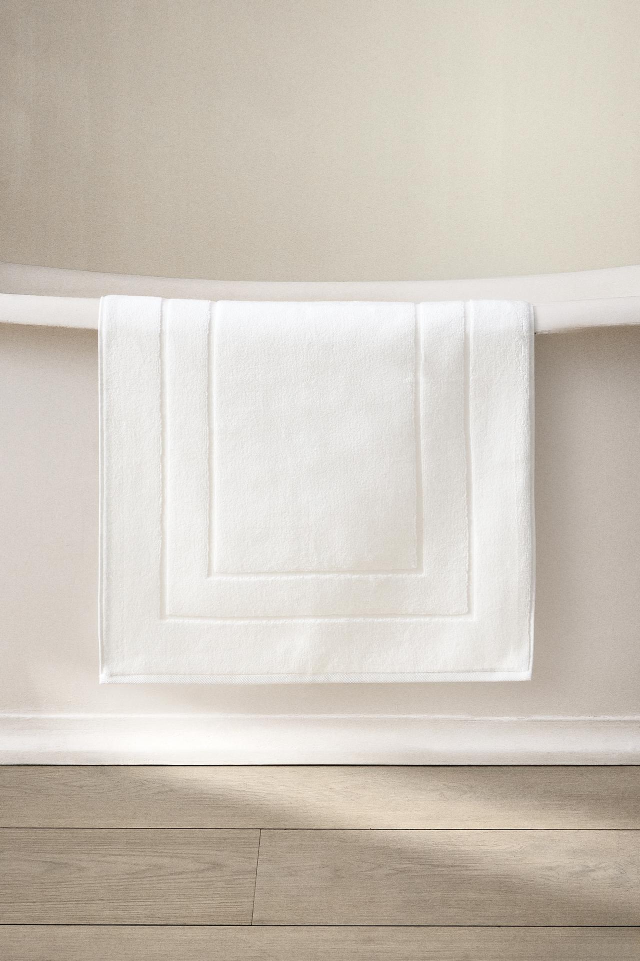COTTON BATH MAT — White