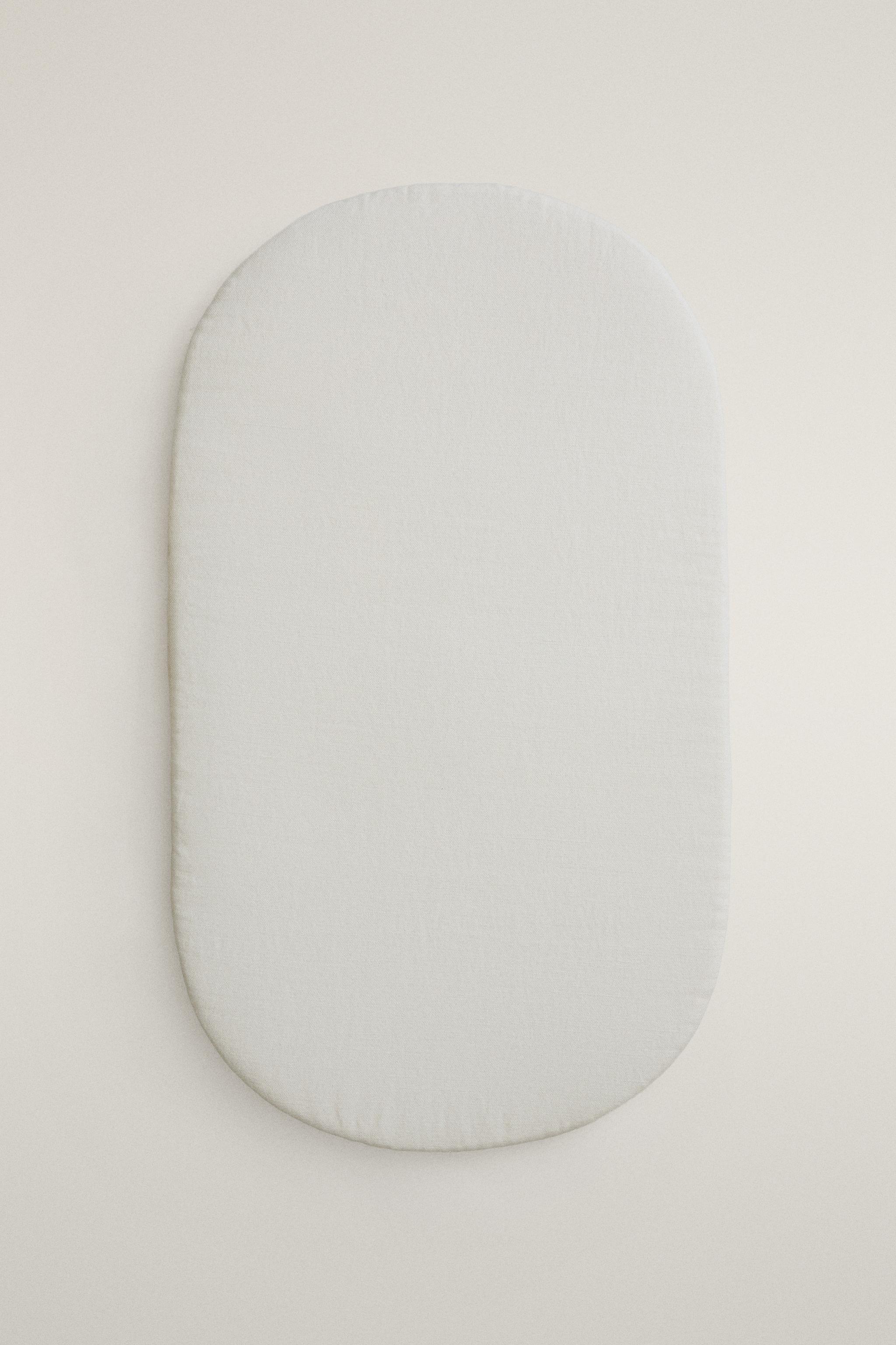 COTTON AND LINEN COUCH SEAT CUSHION — Oyster-white