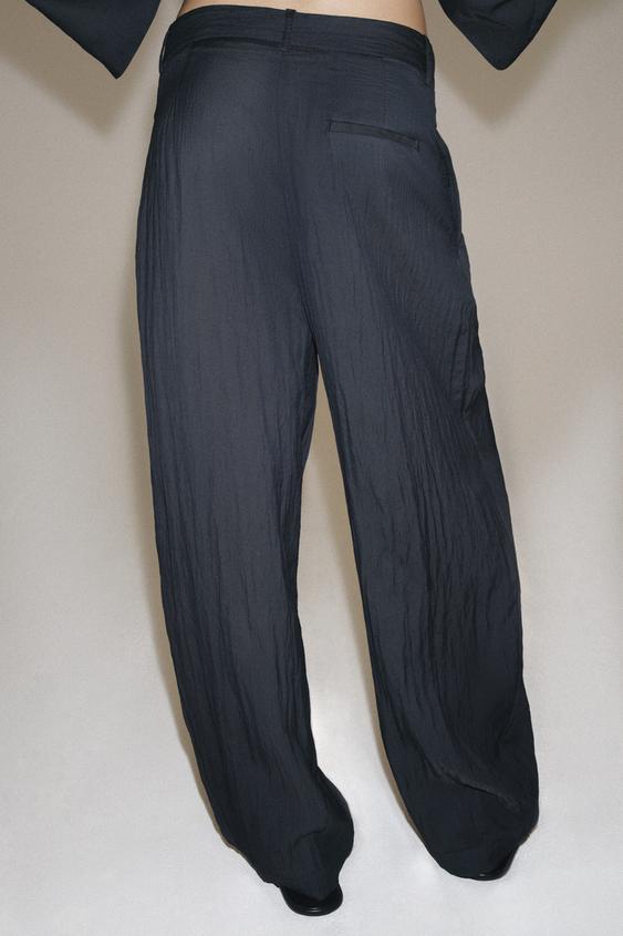 PANTALON FLUIDE À PINCES ZW COLLECTION - Gris foncé de Zara - Image 4