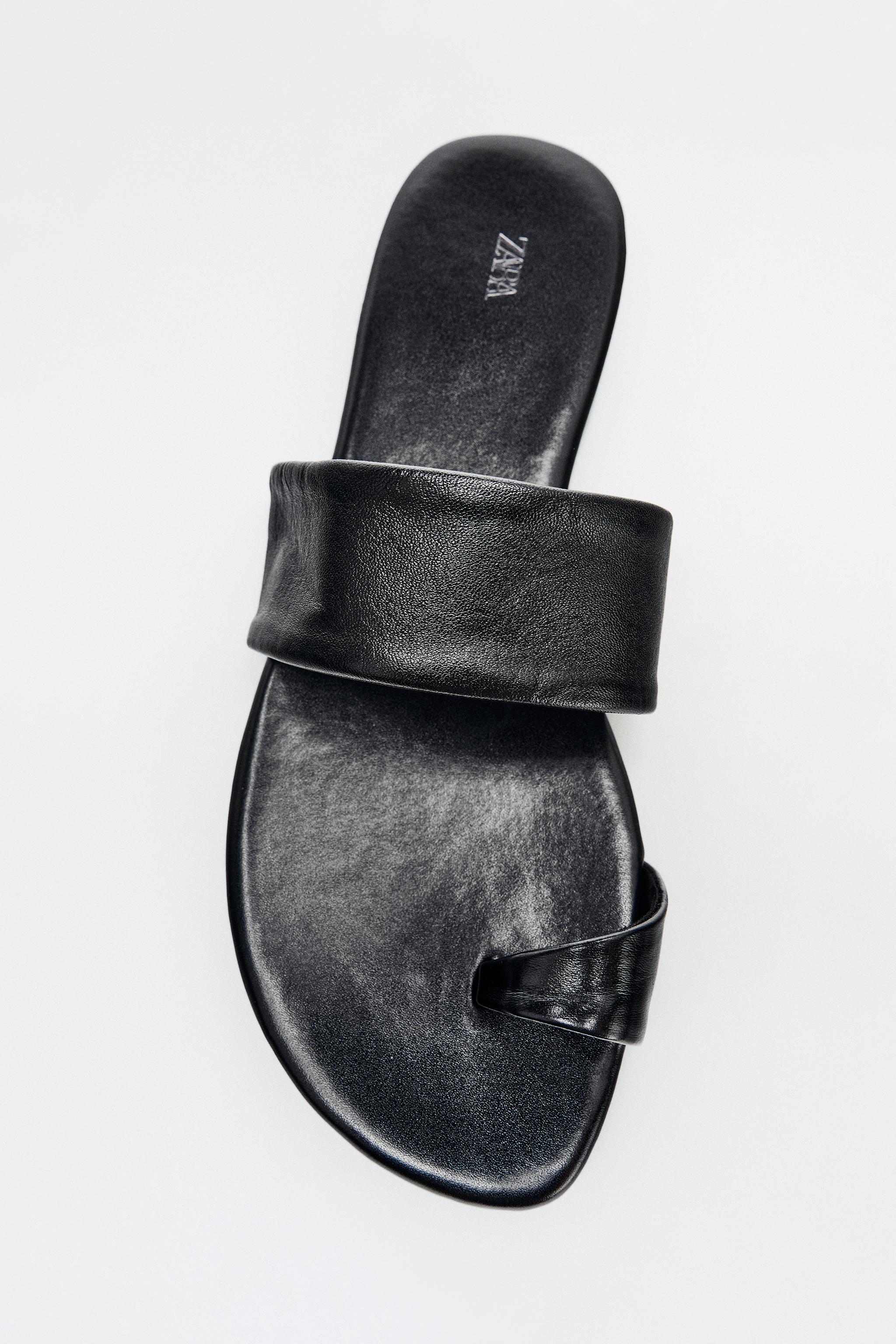 FLAT LEATHER SANDALS