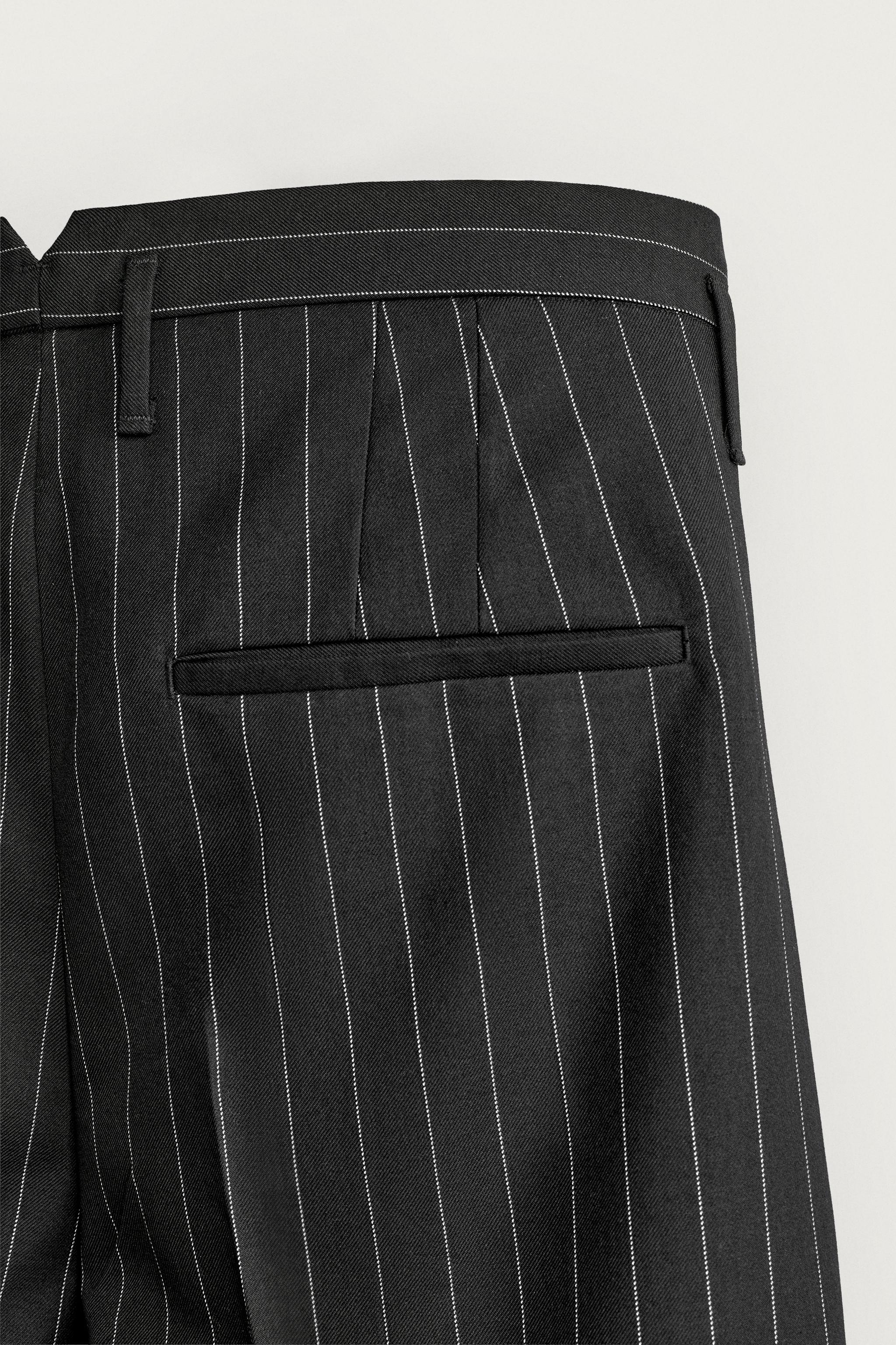 PINSTRIPE SUIT PLEATED PANTS