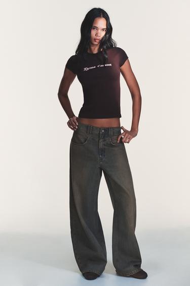 T-SHIRT WITH FRONT SLOGAN - Chocolate by Zara