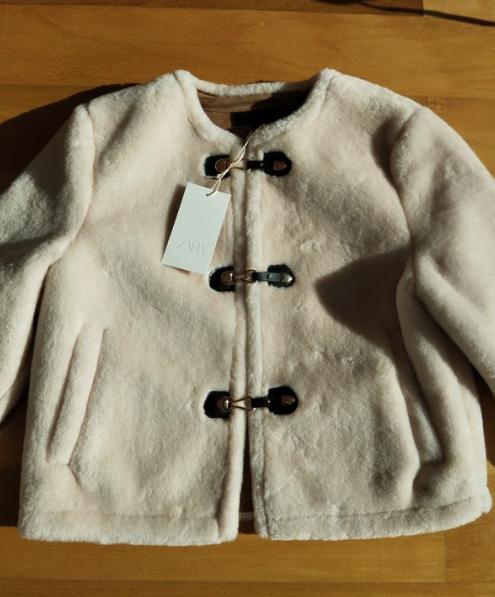 FAUX FUR JACKET WITH FIREMAN CLASP - Image 4