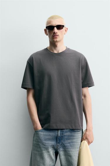 تيشرت HEAVYWEIGHT بيزيك /03 - أنثراسيت داكن الخاص بـ Zara