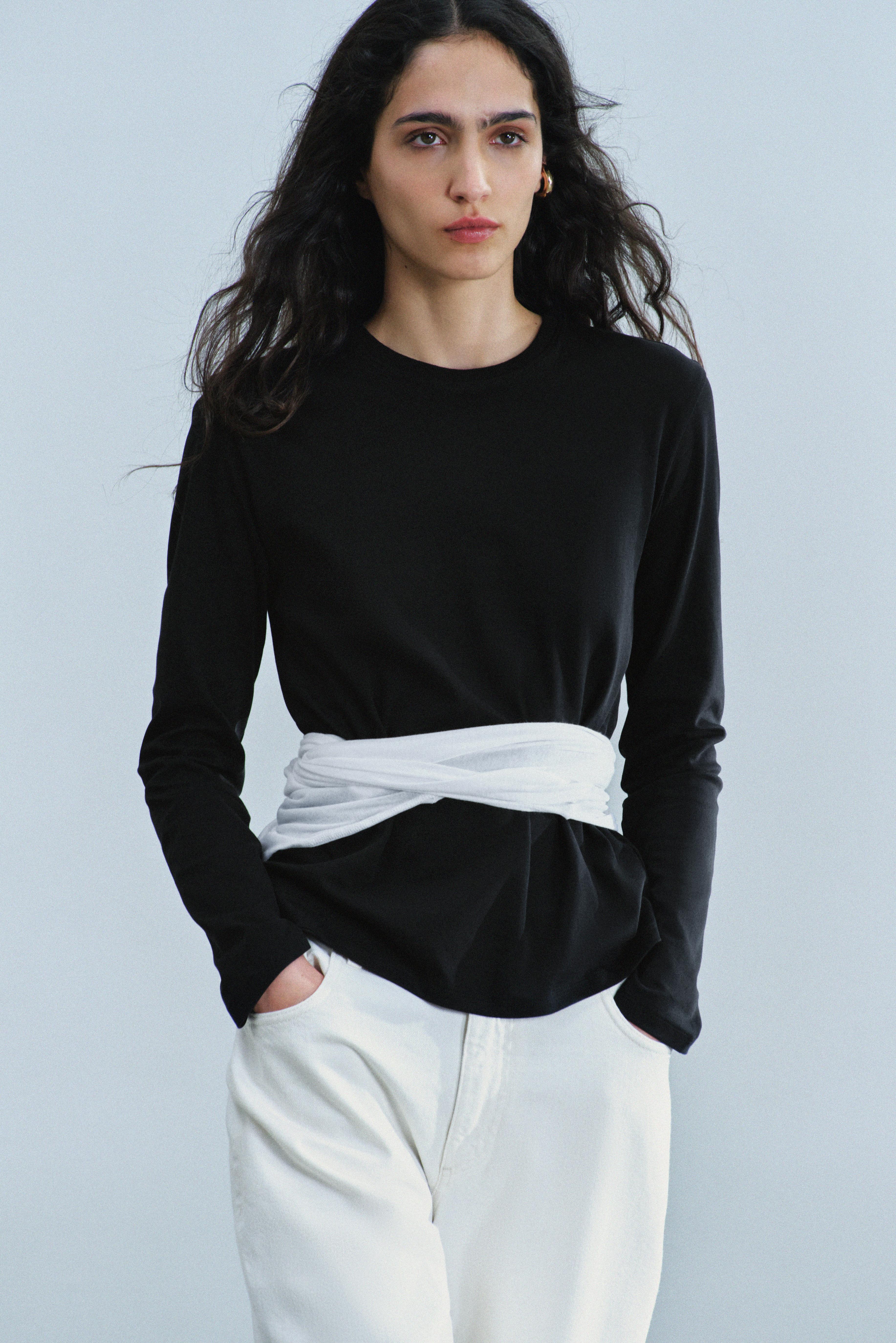 INTERLOCK LONG-SLEEVE T-SHIRT