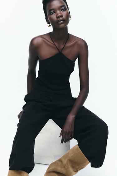 PANTALÓN FLUIDO PINZAS - Negro de Zara
