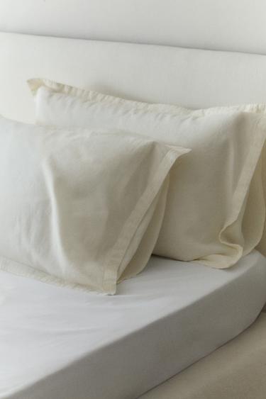 EMBROIDERED PILLOWCASE - Ecru by Zara - Image 4