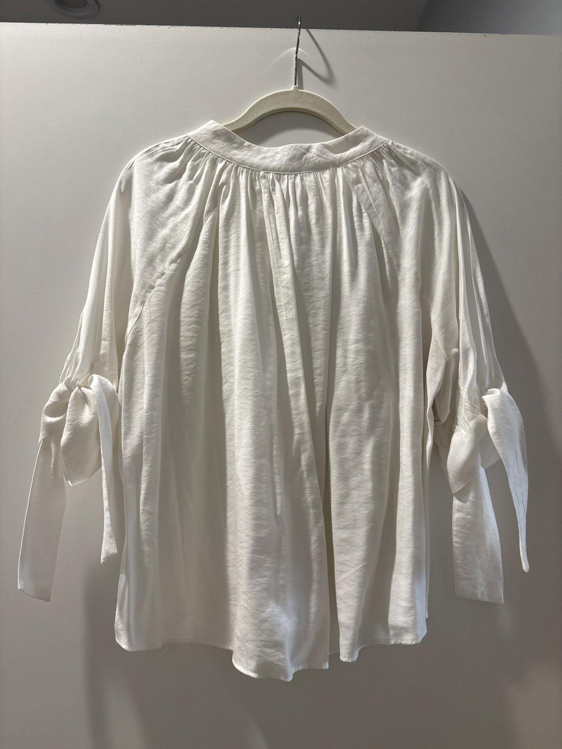 BUTTONED BLOUSE WITH TIES - Image 2