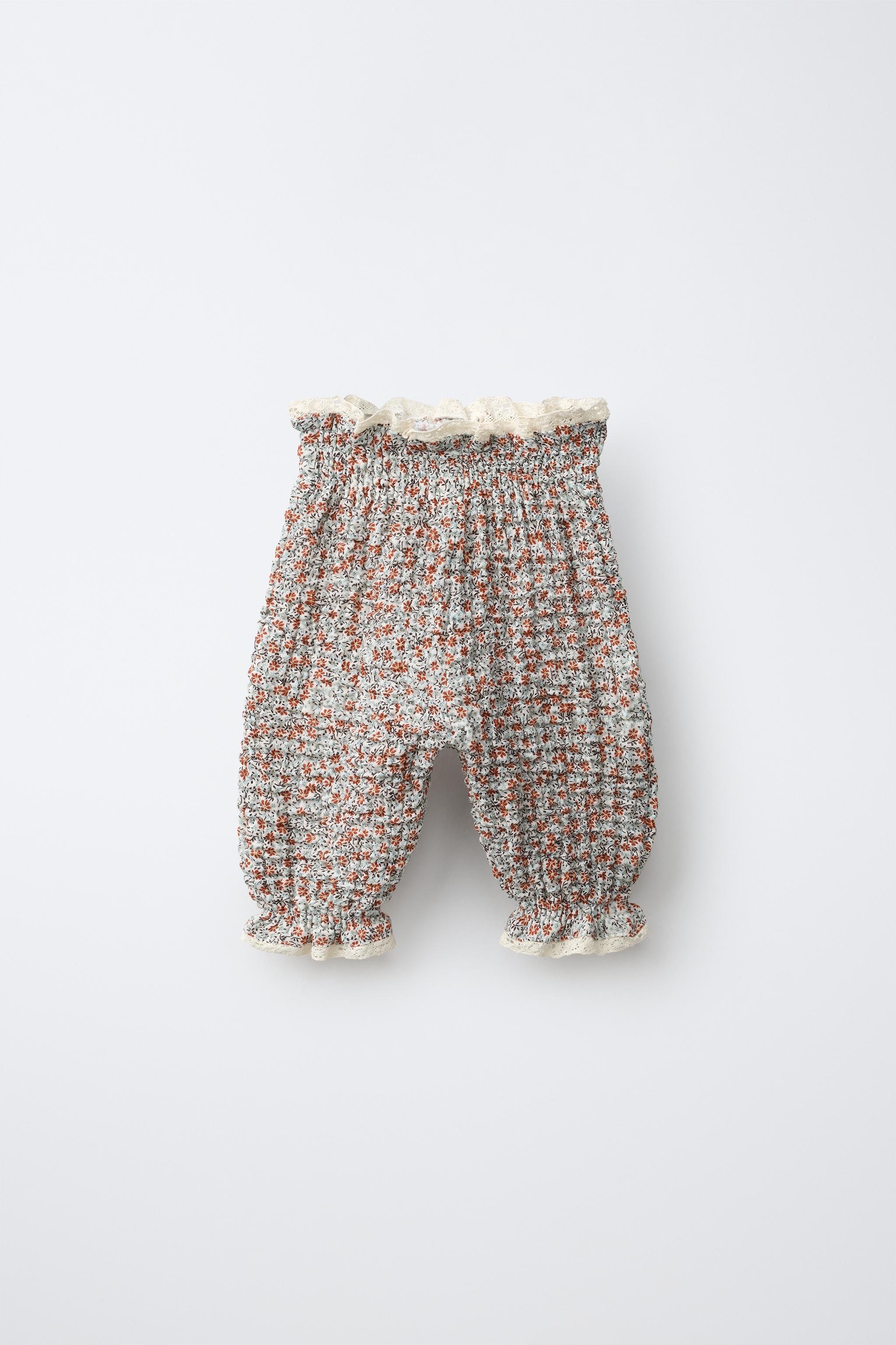 FLORAL LACE BLOOMER PANTS — Multicolored