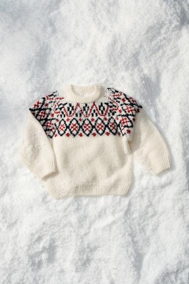 سترة محاكة بجاكار وصوف - خَام / أحمر الخاص بـ Zara