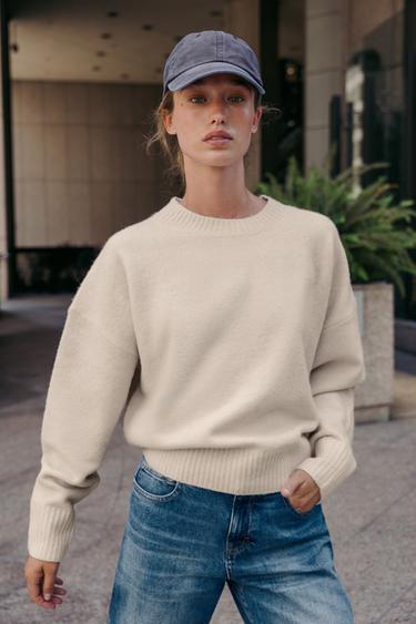سترة SOFT محاكة سادة - خَام الخاص بـ Zara