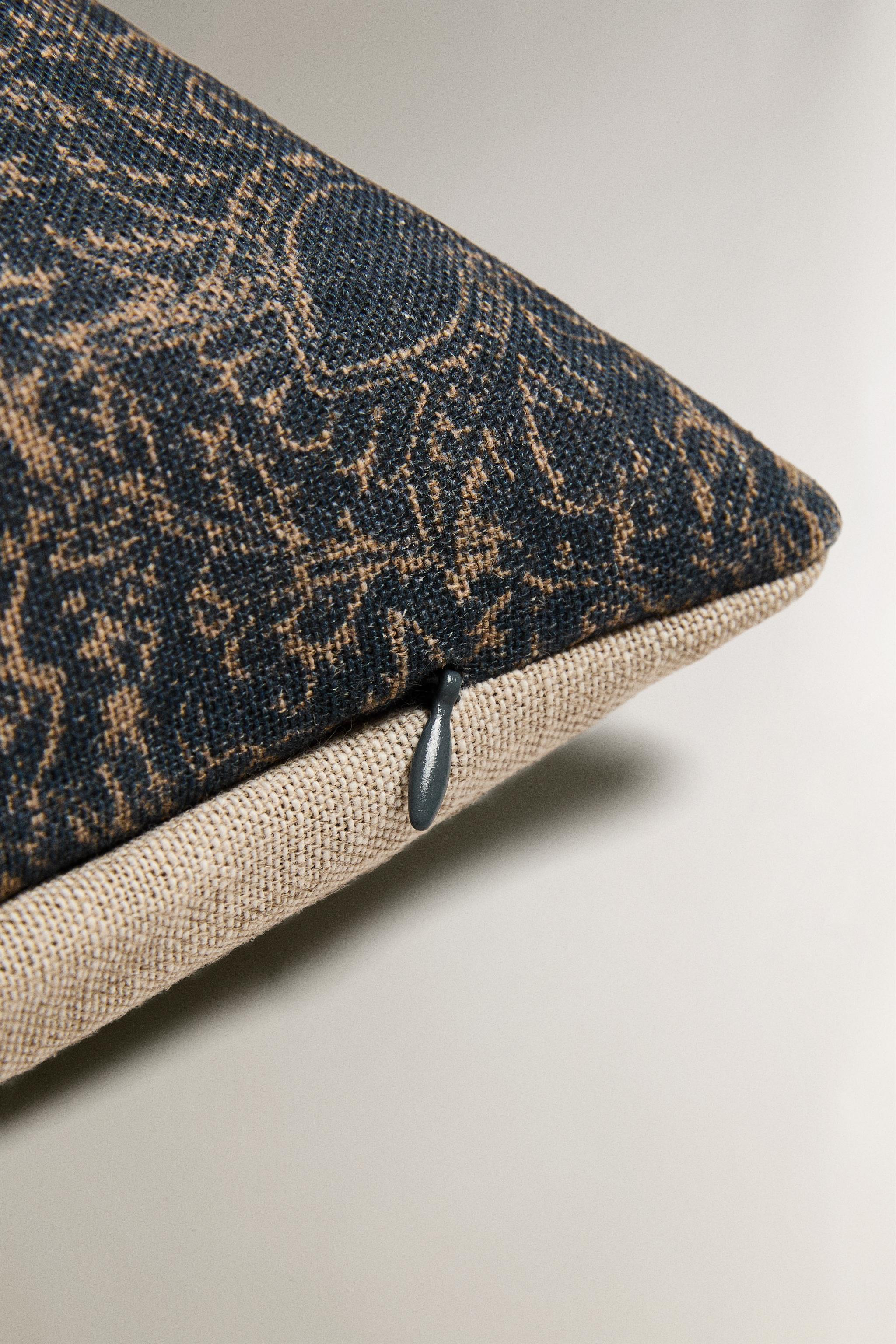 PAISLEY PRINT CUSHION COVER