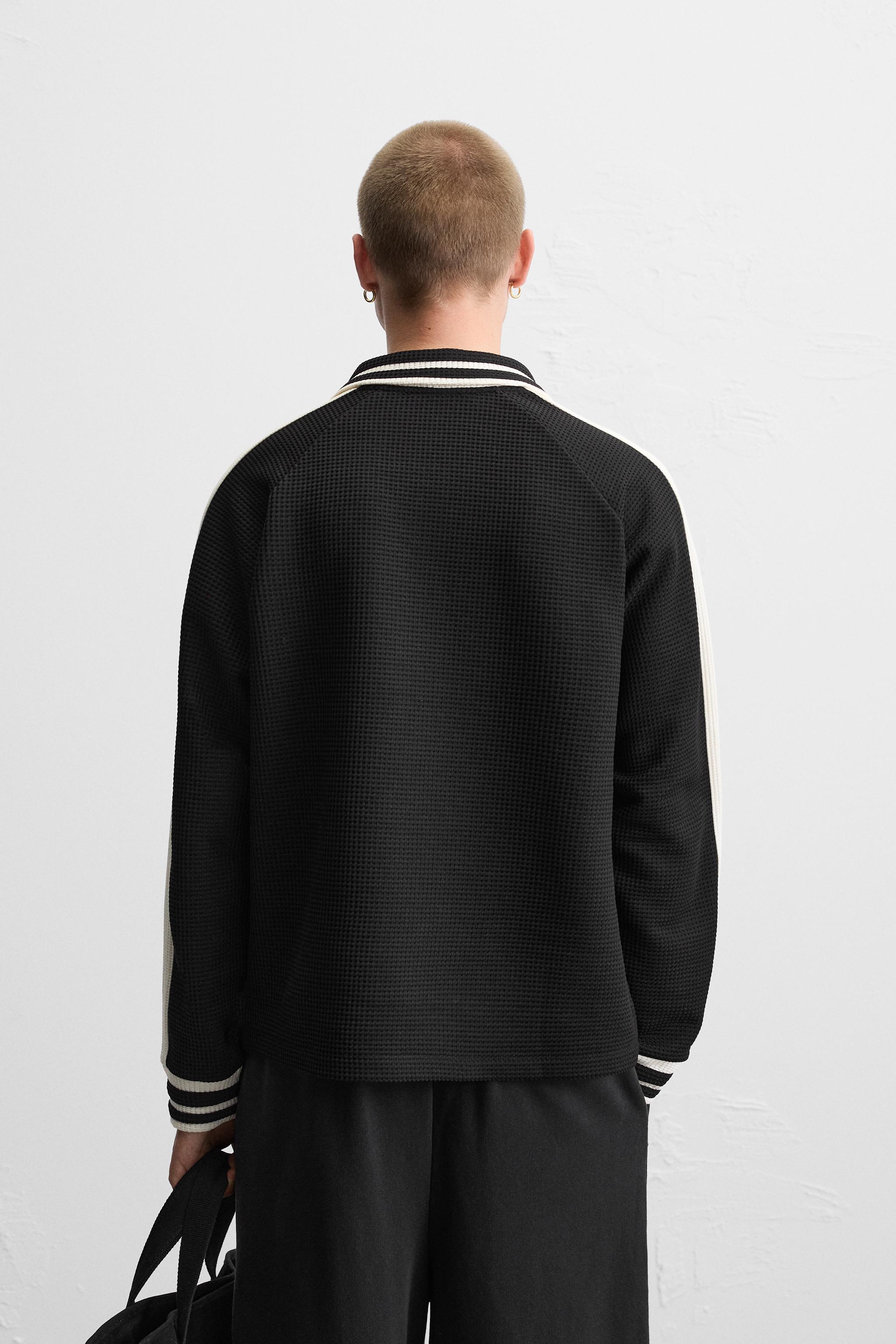 安心★関税込み★ZARA★RETRO FOOTBALL TEXTURED SWEATSHIRT RETRO FOOTBALL TEXTURED SWEATSHIRT - Navy blue | ZARA Australia