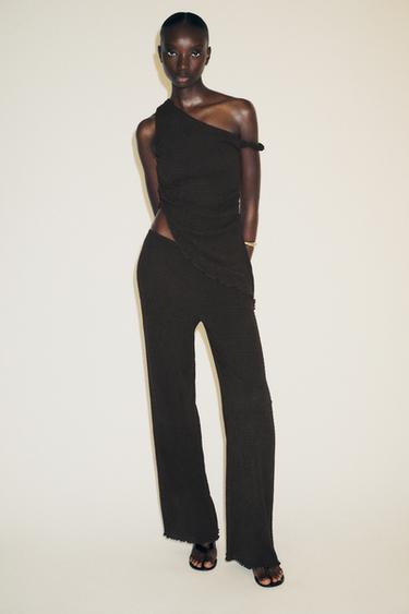 ASYMMETRIC TEXTURED TOP - Dark brown by Zara