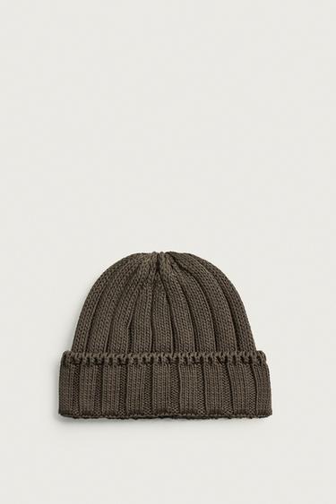 GORRO PUNTO CANALÉ - Marrón de Zara - Imagen 0