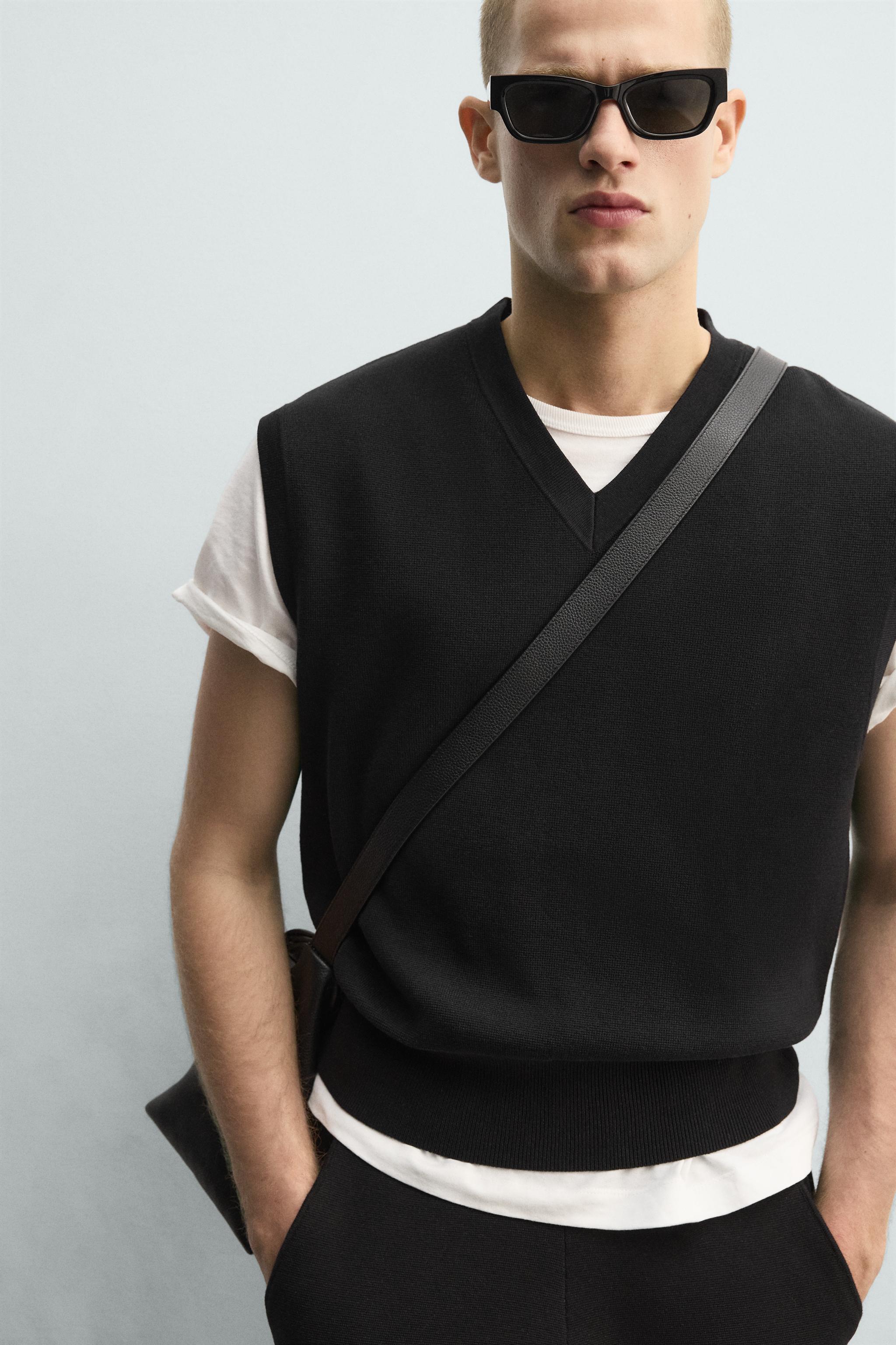 TEXTURED KNIT VEST