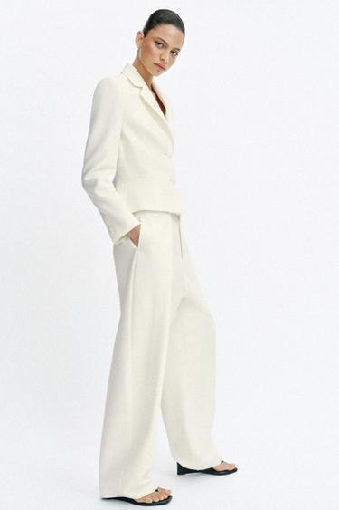 VESTE AJUSTÉE À ÉPAULETTES - Écru de Zara - Image 3