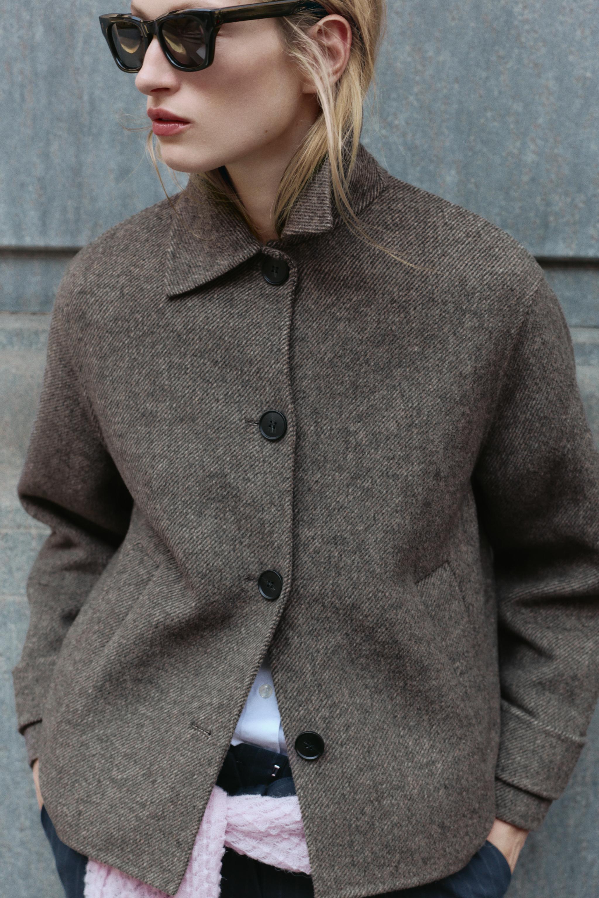 ヘリンボーン柄ショートコート - ゴールデンブラウン | ZARA