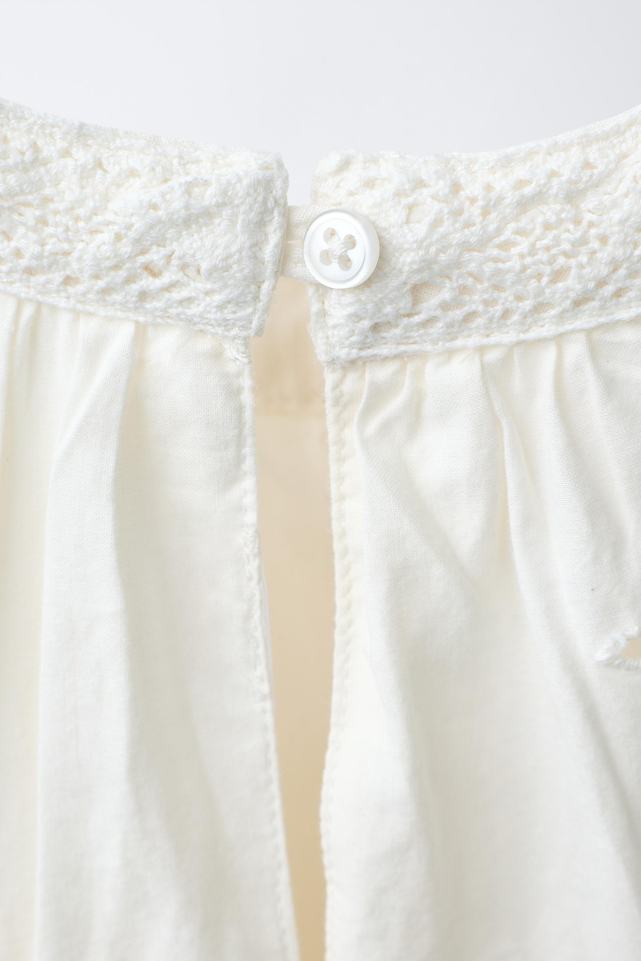 ROBE HALTER BRODÉE