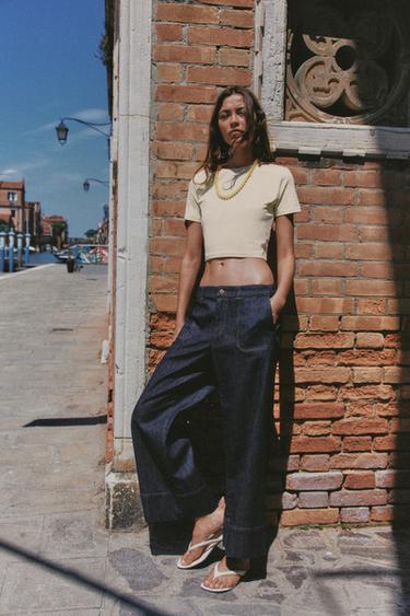SHORT SLEEVE CROPPED T-SHIRT - Light yellow by Zara