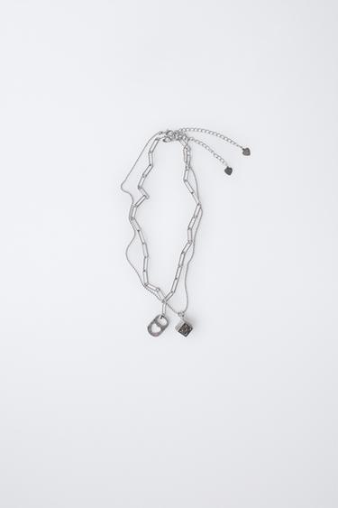 НАБОР ИЗ ДВУХ ОЖЕРЕЛИЙ С ПЛАСТИНОЙ И КУБИКОМ — СЕРЕБРИСТЫЙ от Zara