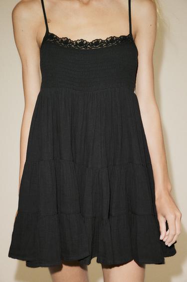 ROBE COURTE EN GAZE ET DENTELLE - Noir de Zara - Image 3