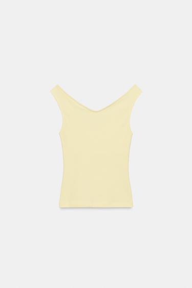 T-SHIRT MIT FREIEN SCHULTERN - Pastellgelb von Zara