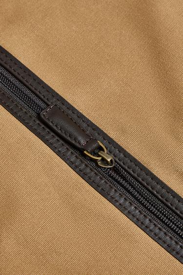 PORTE-COSTUMES CUIR - Beige / Marron clair de Zara - Image 4