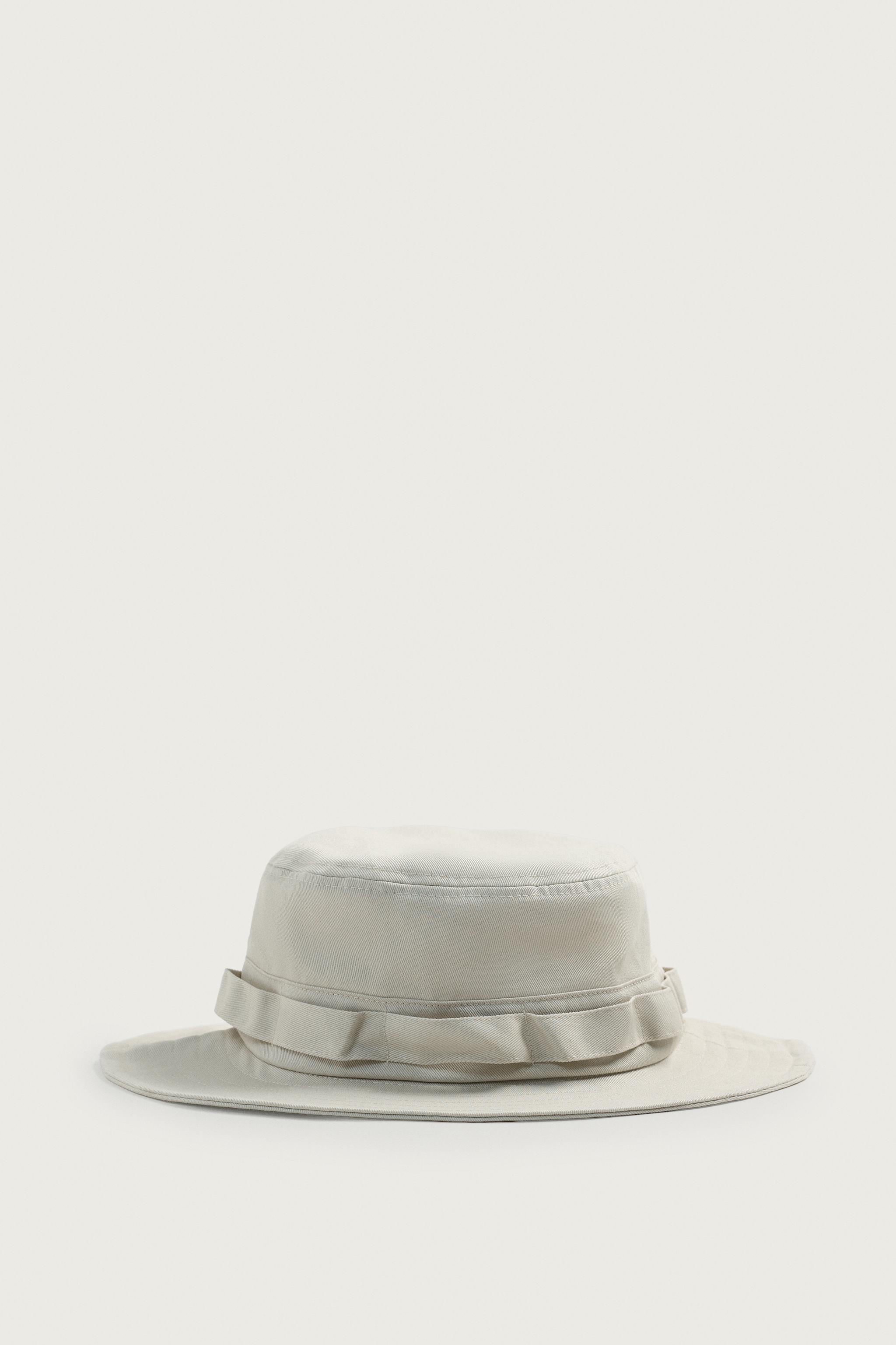 WIDE BRIM BUCKET HAT — Ecru