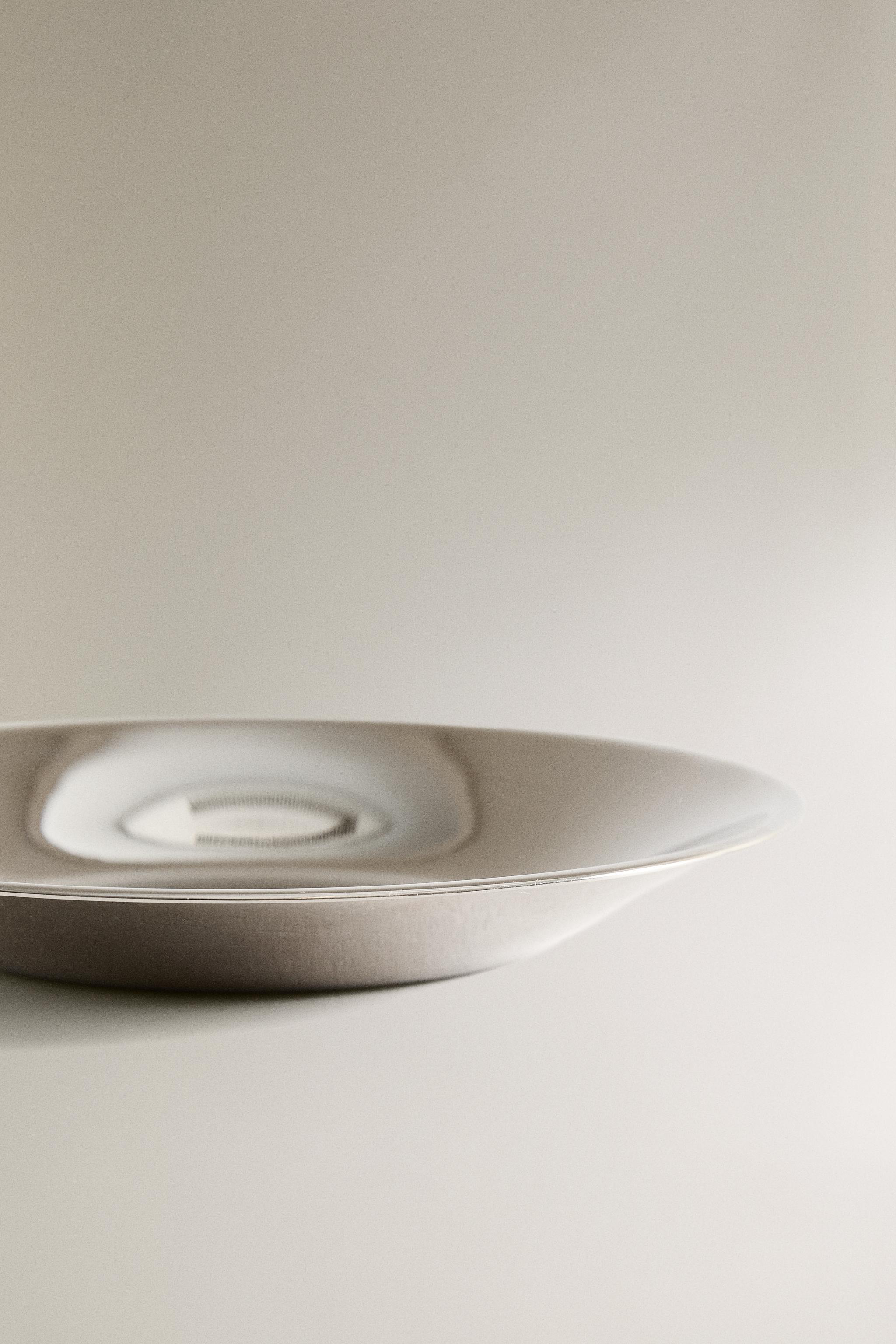 SHINY METAL BATHROOM SOAP DISH