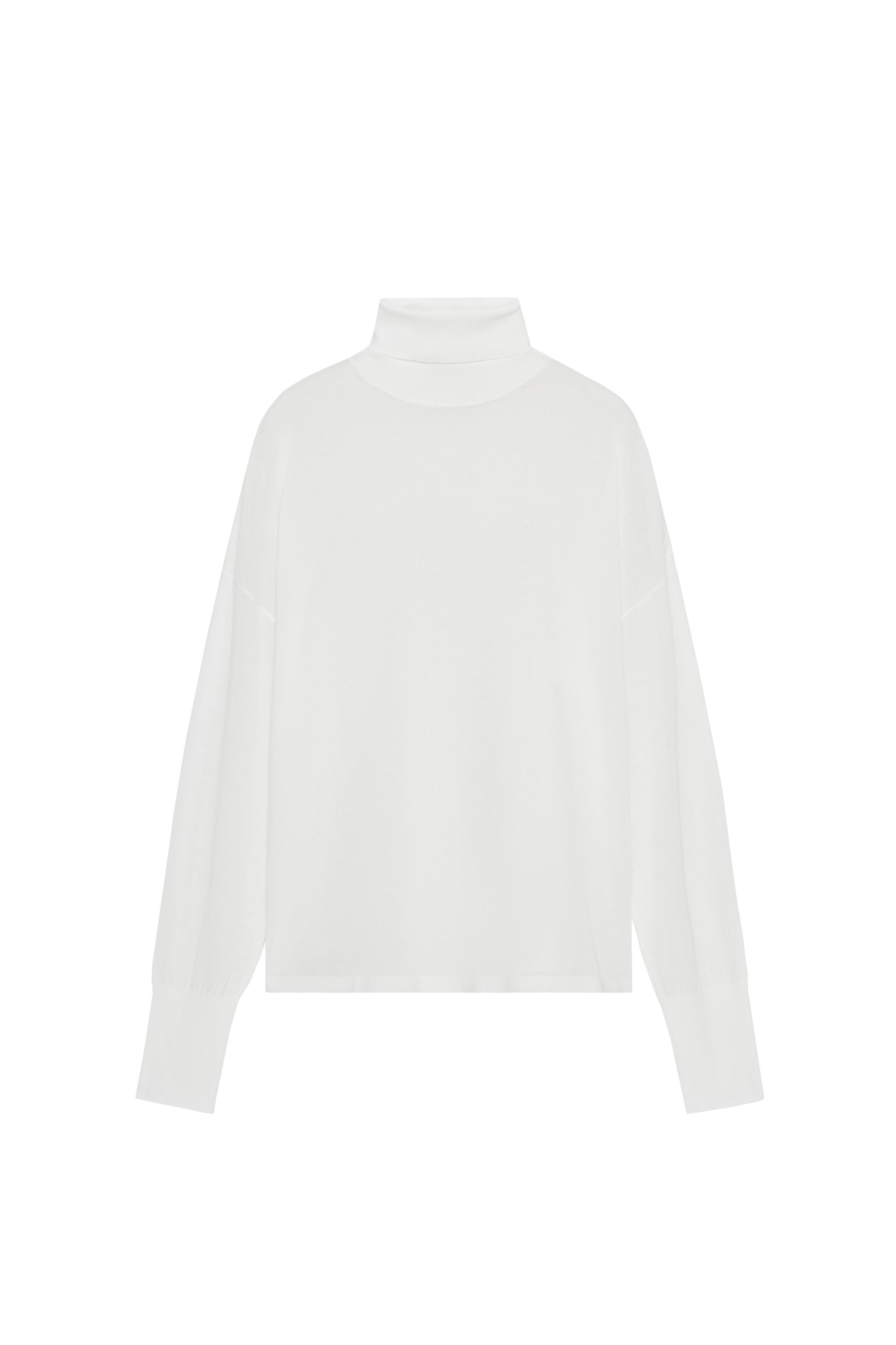 EXTRA-FINE KNIT HIGH NECK JUMPER