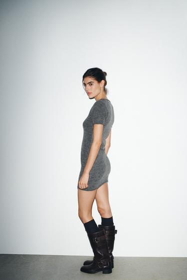 ROBE MINI EN MAILLE SOFT NERVURÉE - Gris chiné de Zara - Image 4