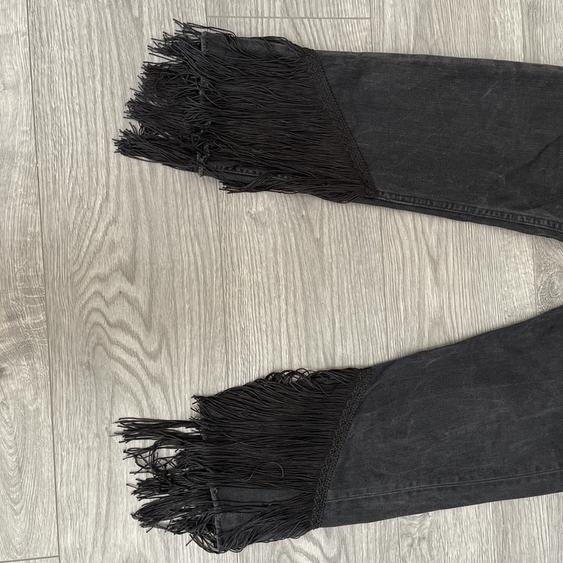 HIGH RISE JEANS WITH FRINGES - Image 4