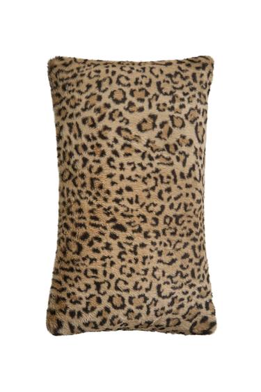 FUNDA DE COJÍN EFECTO PELO LEOPARDO - Leopardo de Zara