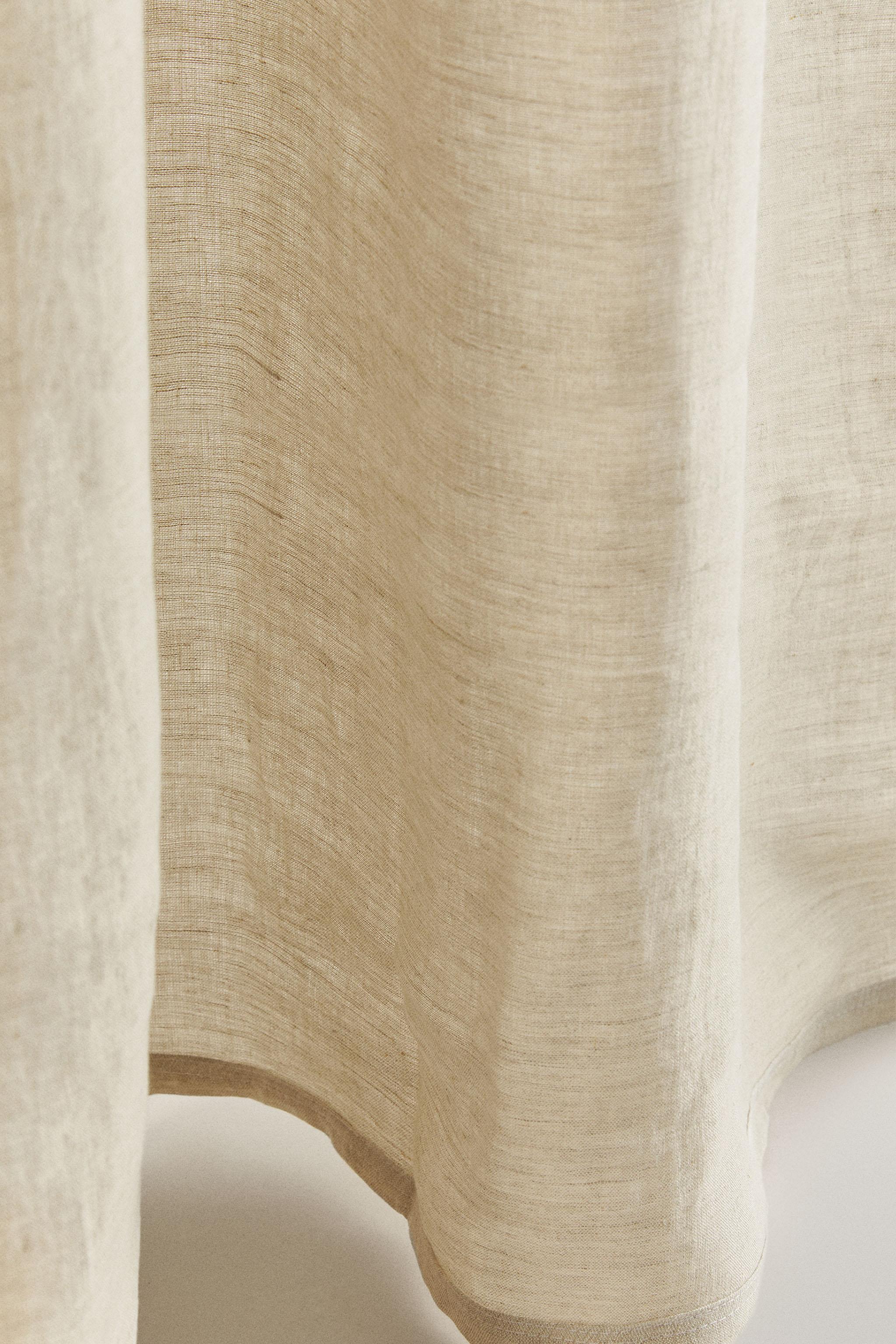 FADED LINEN CURTAIN WITH MEDIUM FILTRATION