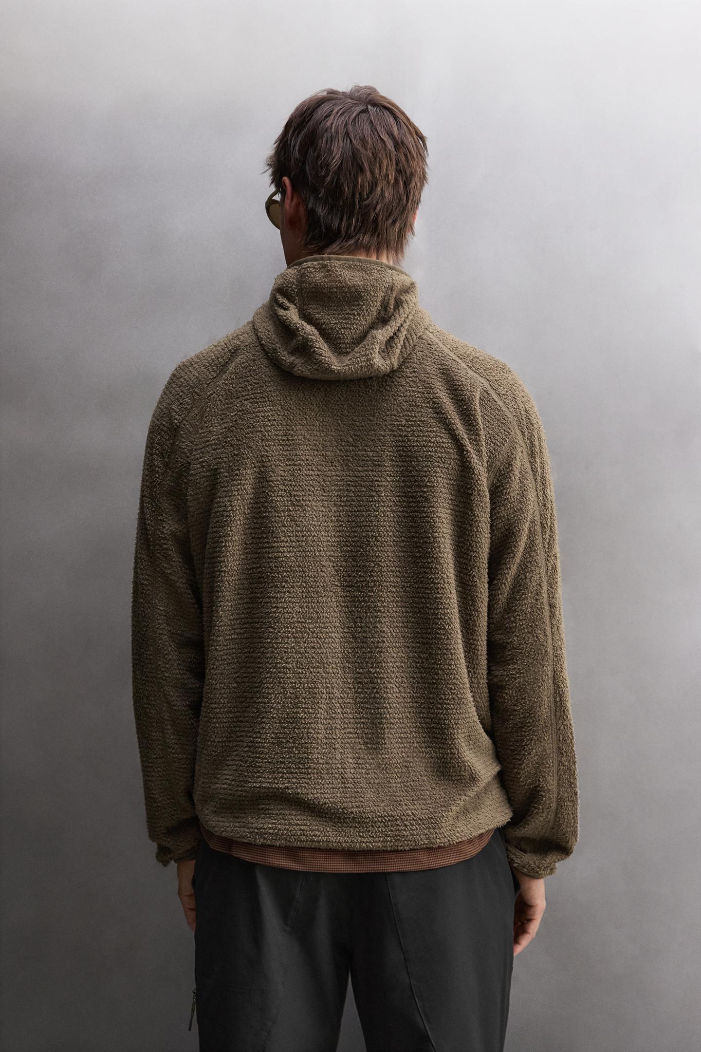 Мужское худи Zara Textured, цвет: Тёмный коричневый — фото 3