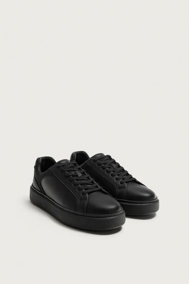 ZAPATILLA MONOCOLOR VOLUMEN - Negro de Zara